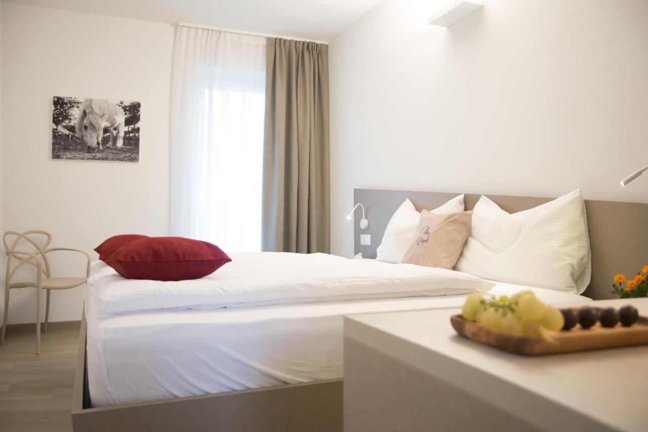 8 Grappoli Agritur Villa Trento Bagian luar foto