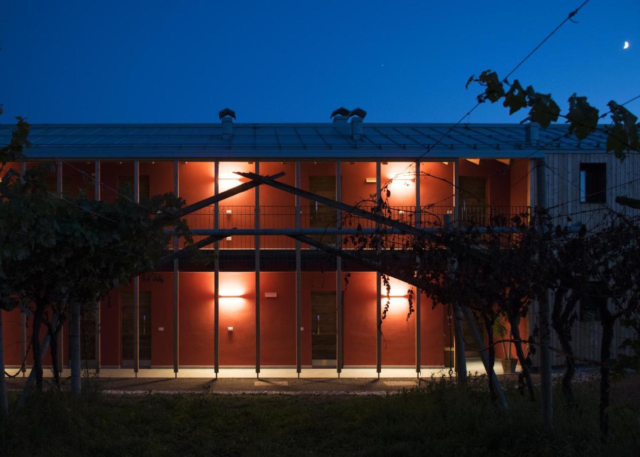 8 Grappoli Agritur Villa Trento Bagian luar foto